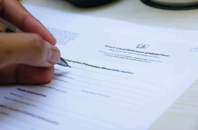 Ilustrasi contoh surat keterangan tidak berlangganan PDAM. Sumber foto: Pixabay/ IqbalStock