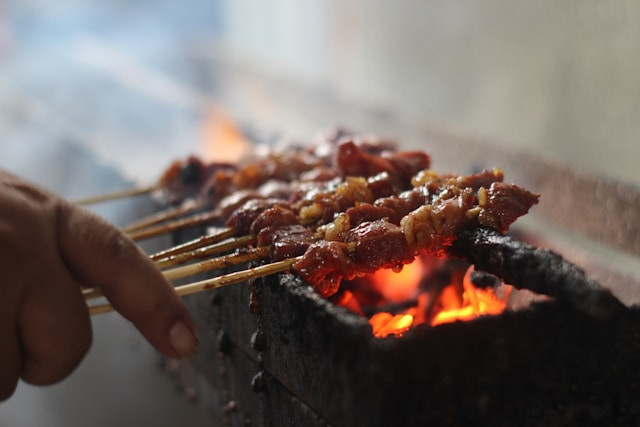 Makanan Enak di Lhokseumawe. Foto hanya ilustrasi, bukan sebenarnya. Sumber: unsplash.com/Sholahudien Al Ayyuby