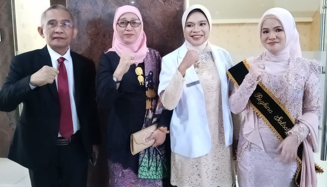 Reghina Salsabila Ayuantia Nainatika (paling kanan). Foto: Masruroh/Basra