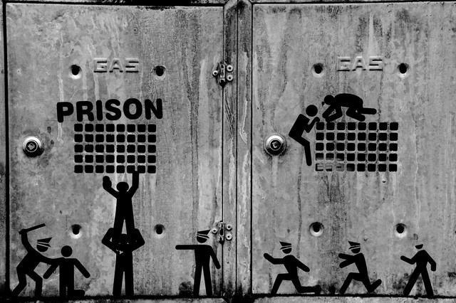 ilustrasi film penjara terbaik di netflix. Unsplash/Paolo Chiabrando