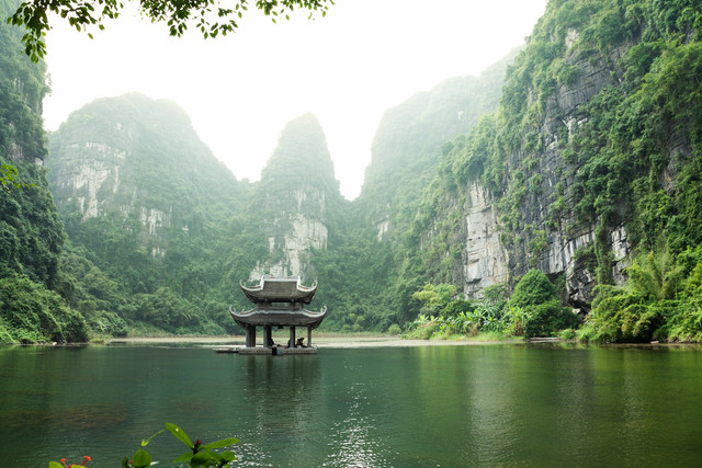 Tempat Wisata di Vietnam yang Wajib Dikunjungi. Foto hanya ilustrasi, bukan tempat sebenarnya. Foto: dok. Unsplash/Rowan Heuvel