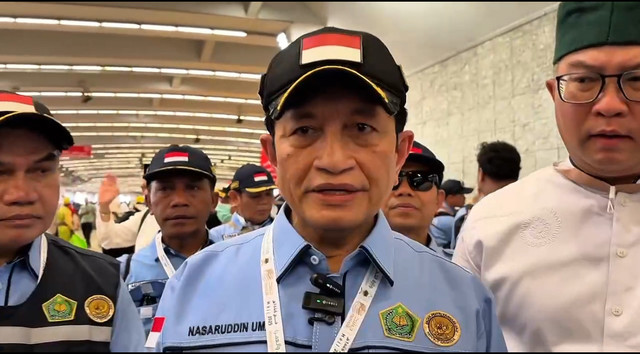 Menag Nasaruddin Umar di Jamarat (6/6). Foto: Dok. Media Center Haji 2025