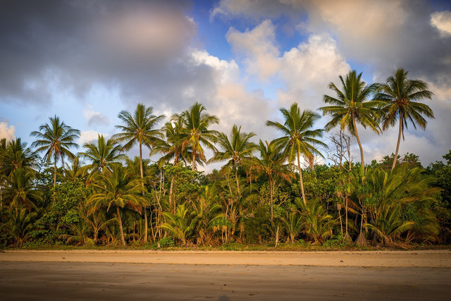Pantai Goa Langir. Foto hanya ilustrasi. Sumber foto: Pixabay.
