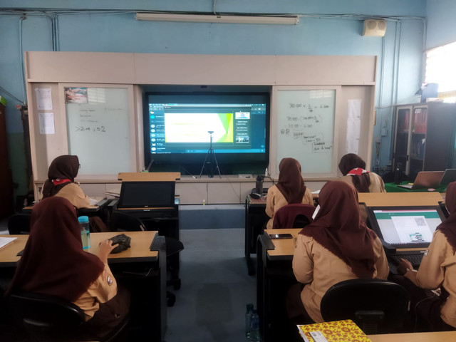 Gambar pembelajaran berbasis teknologi: [Rahma Amalia]