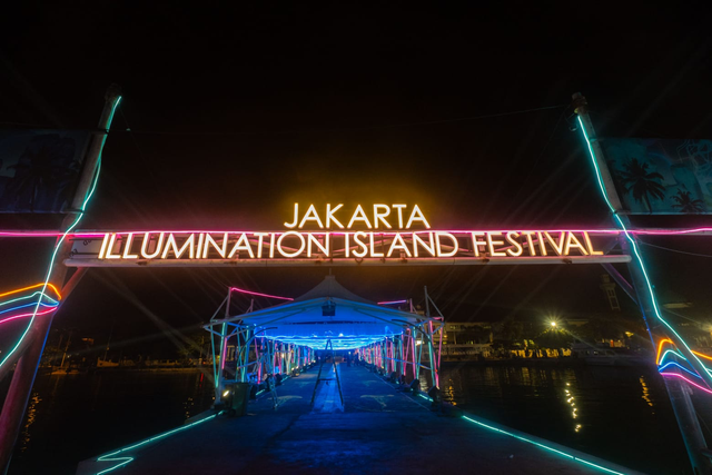 Dinas Pariwisata dan Ekonomi Kreatif Provinsi DKI Jakarta gelar Jakarta Illumination Island Festival dalam rangka menyambut HUT ke-498 Kota Jakarta di Pulau Pramuka, Kepulauan Seribu pada 2-8 Juni 2025. Foto: Dok. Disparekraf