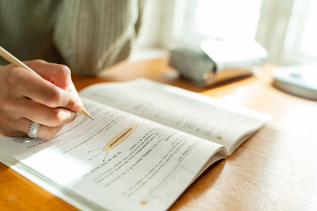sma swasta terbaik di sidoarjo. Foto hanya ilustrasi. Sumber: Pexels 