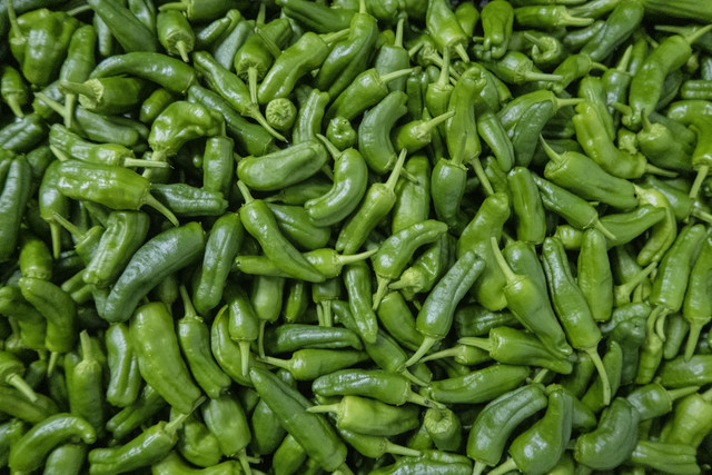 Ilustrasi Tips Sambal Hijau agar Warnanya Tetap Segar. Unsplash.com/Javier Balseiro