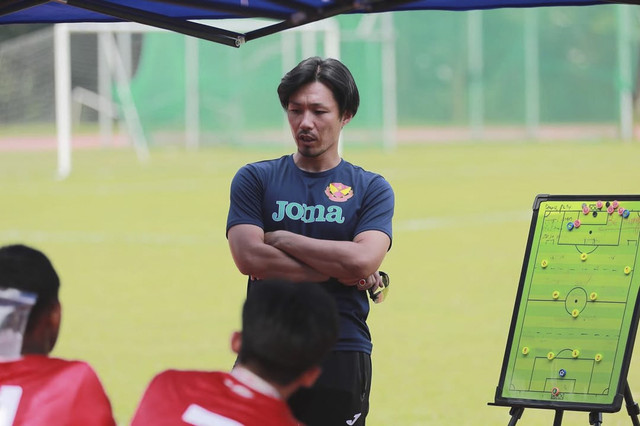 Akira Higashiyama, Pelatih Anyar Timnas Wanita Indonesia U-19. Foto: Instagram/ @coach_akira1989