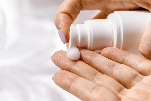 Ilustrasi produk Garnier untuk usia 40 tahun ke atas. Sumber : Pixabay/Adore Beauty