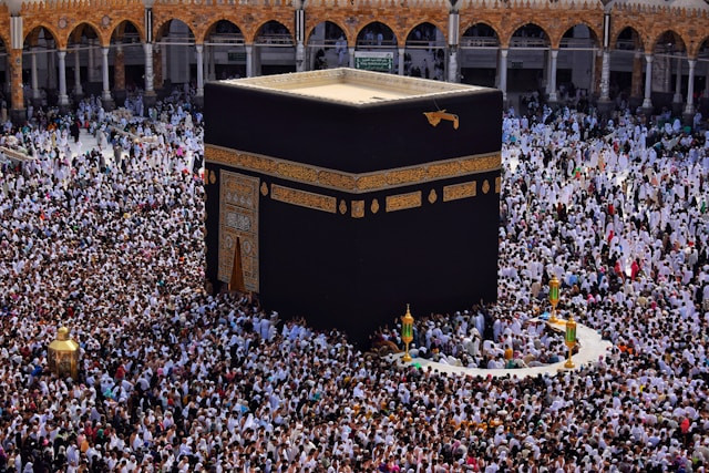 Ilustrasi ibadah haji. Foto: Unsplash