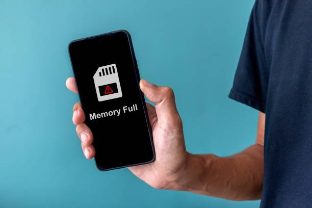 Ilustrasi Cara Membersihkan Hp Yang Lemot, Foto: Unsplash/fadfebrian.