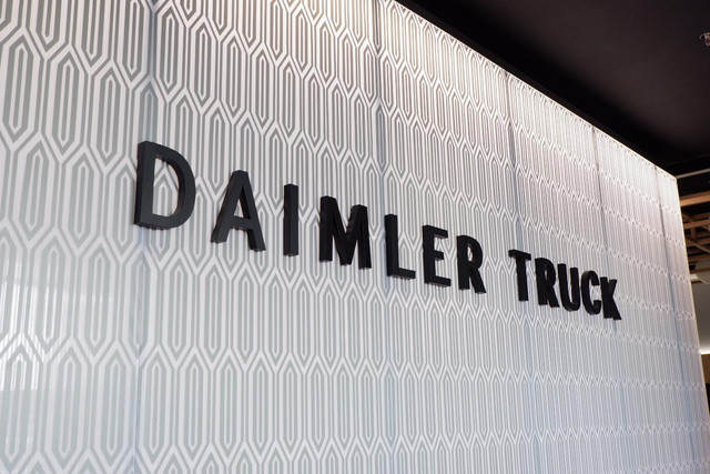 Logo Daimler Truck. Foto: Aditya Pratama Niagara/kumparan