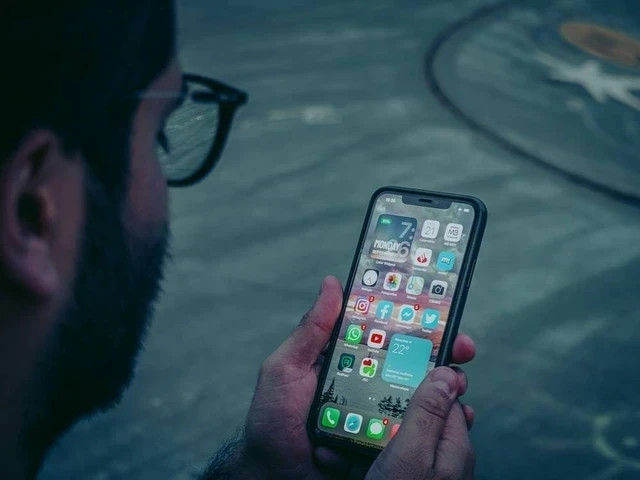 Ilustrasi cara cek battery health iPhone di 3uTools. Foto: Unsplash.com