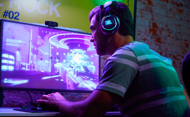 JBL Quantum 810 Wireless. Foto: JBL   