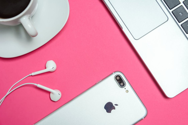 Ilustrasi produk iPhone. Foto: Pexels.com