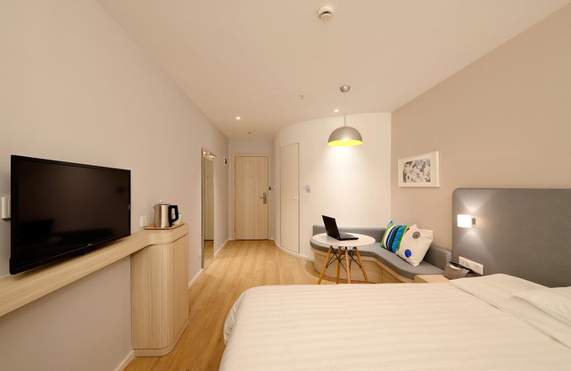 Rekomendasi Hotel di Solo Bintang 4. Foto hanya ilustrasi. Sumber foto: Pixabay.