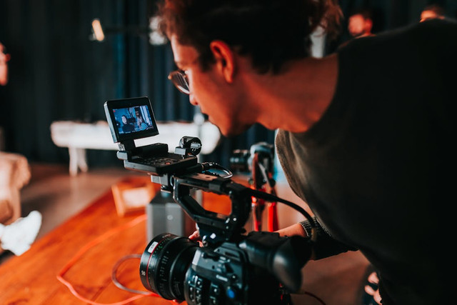Ilustrasi Sinopsis Bleeding Steel,Foto:Pexels/Matheus Bertelli