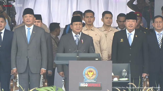 Presiden Prabowo beserta jajaran dalam acara Pembukaan Indodefence Expo & Forum, Jakarta, Rabu (11/6/2025). Foto: YouTube/Sekretariat Presiden