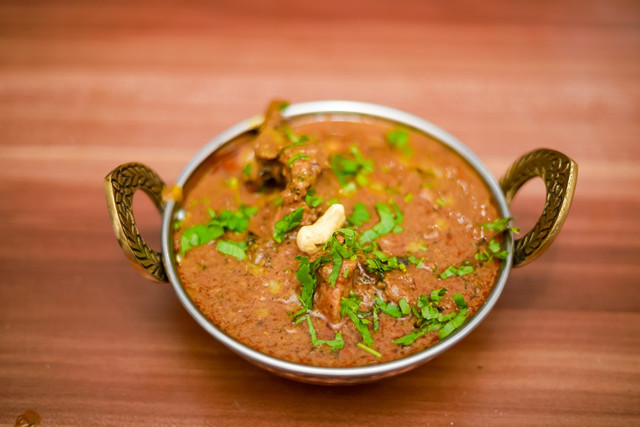 Ilustrasi Cara Menyelamatkan Gulai yang Hampir Basi, Foto:Unsplash/Yubraj Timsina