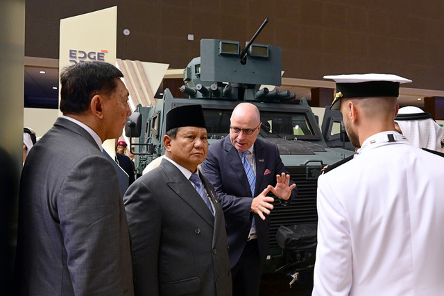 Presiden Prabowo Subianto meninjau berbagai stan saat menghadiri pameran Indo Defence Expo dan Forum di JIExpo Kemayoran, Jakarta, Rabu (11/6/2025).
Foto: Muchlis Jr/Biro Pers Sekretariat Presiden
