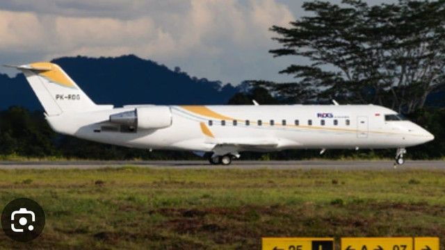 Pesawat private jet yang diduga dibeli dari aliran dana hasil korupsi kasus dugaan penyalahgunaan wewenang terkait Dana Penunjang Operasional dan Program Peningkatan Pelayanan Kedinasan Kepala Daerah Provinsi Papua tahun 2020-2022. Foto: Dok. Istimewa