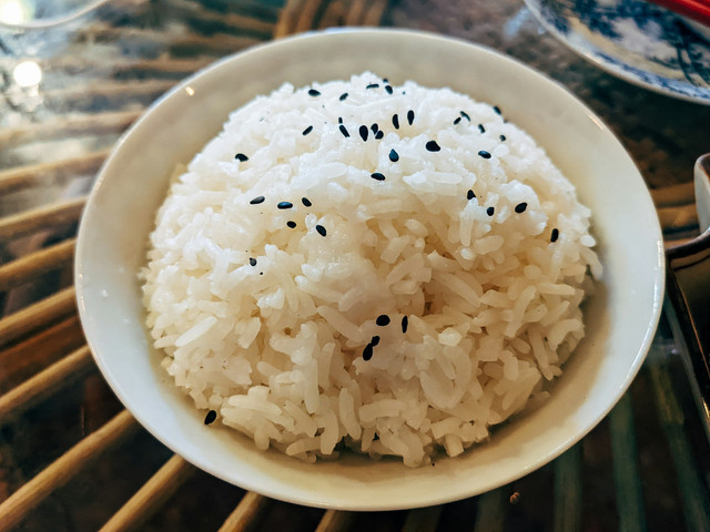 Ilustrasi nasi putih. Foto: Unsplash.com