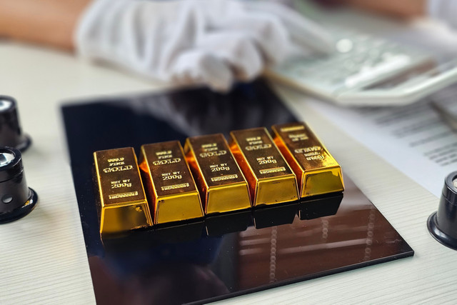 Ilustrasi emas. Foto: Shutterstock