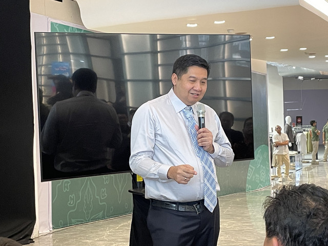 Menteri PKP Maruarar Sirait di Lobby Nobu Bank, Plaza Semanggi, Jakarta Pusat, Kamis (12/6). Foto: Najma Ramadhanya/kumparan