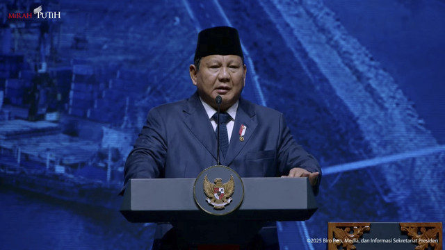 Presiden RI Prabowo Subianto hadiri peresmian penutupan Konferensi Internasional Infrastruktur Tahun 2025 di JCC Senayan, Jakarta, pada Kamis (12/6/2025). Foto: YouTube/Sekretariat Presiden