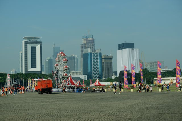 Ilustrasi Daftar Acara Jakarta Fair 2025. Sumber: Pexels/Madakar25