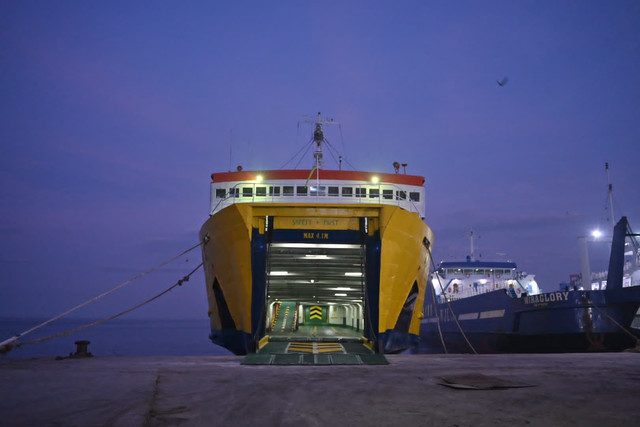 KMP Jatra II pada lintasan strategis Gunungsitoli – Sibolga. Foto: ASDP