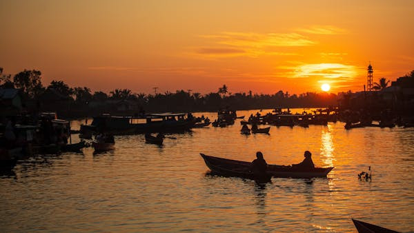 Ilustrasi Mitos Sungai Kapuas, Foto: Pexels/alfian light