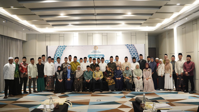 Majelis Masyayikh menyelenggarakan Workshop Reviu Draf 1 Dokumen Sistem Penjaminan Mutu Internal dan Eksternal (SPMI dan SPME) pendidikan pesantren pada jalur non-formal pada 12-14 Juni 2025, yang turut dihadiri perwakilan Kemenag. Foto: Dok. Istimewa