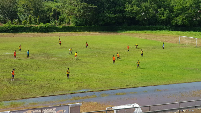 Seleksi Gaswa U-17 di Stadion Andi Ninnong, Sengkang. Foto: Adi Pallawalino
