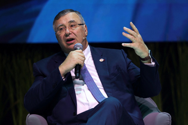 CEO TotalEnergies Patrick Pouyanne menjadi pembicara Konferensi Energy Asia di Kuala Lumpur Convention Centre, Malaysia, Senin (16/6/2025). Foto: Edgar Su/REUTERS