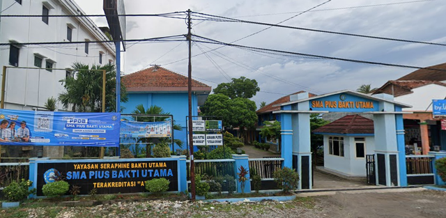 SMA Pius Bakti Utama, Bayan, Purworejo, Jawa Tengah. Foto Koleksi Pribadi