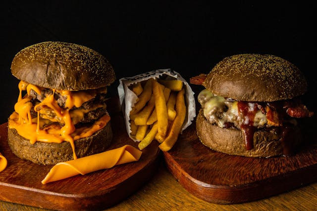 Burger Terenak di Jakarta. Foto hanya ilustrasi, bukan tempat sebenarnya. Sumber: Pexels/Horizon Content