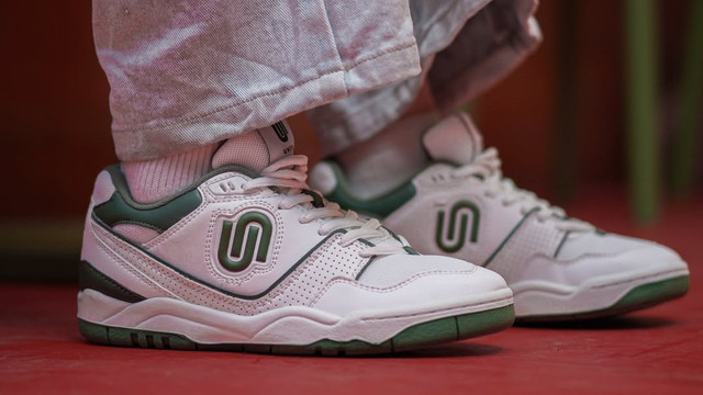 Sepatu UNERD. Foto: Instagram @