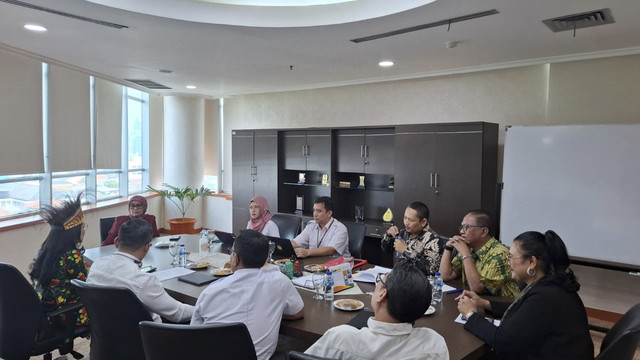 Tim Advokasi SMAN 1 Bandung datangi KY terkait masalah lahan. Foto: Dok. SMAN 1 Bandung
