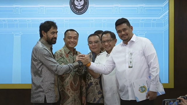 Keterangan pers penyelesaian permasalahan empat Pulau di Perbatasan Prov. Aceh dan Sumut. Foto: Youtube/Sekretariat Presiden