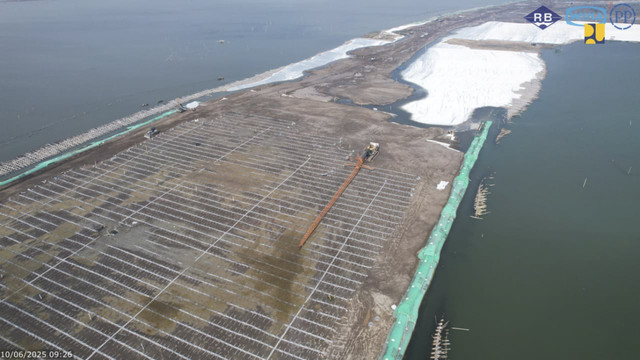 Pembangunan Tol Semarang-Demak Seksi Kaligawe-Sayung. Foto: Humas Kementerian PU