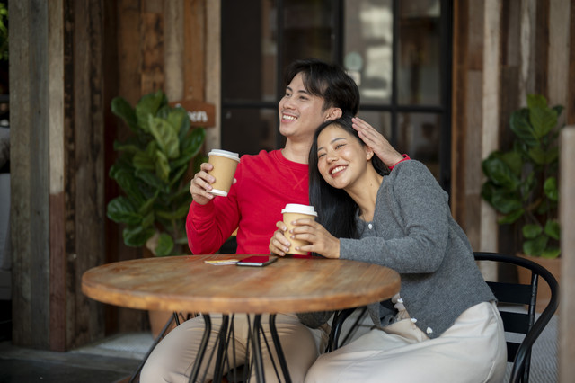 Ilustrasi Pasangan Romantis. Foto: BongkarnGraphic/Shutterstock