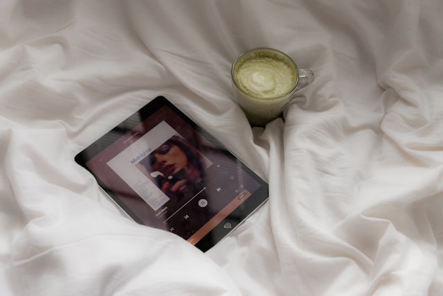 Ilustrasi makna lagu peter taylor swift. Sumber: unsplash.com