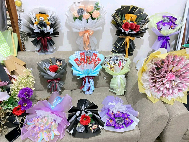 Pembuatan Bouquet Rumahan yang Sangat Menguntungkan Rabu, 18 juni 2025 11.29 AM Dok.Selpiyana