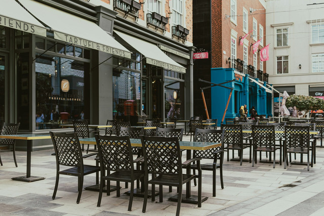 3 Spot Kuliner Bogor. Foto hanya ilustrasi, bukan tempat sebenarnya. Sumber: unsplash.com/Kate Trysh.