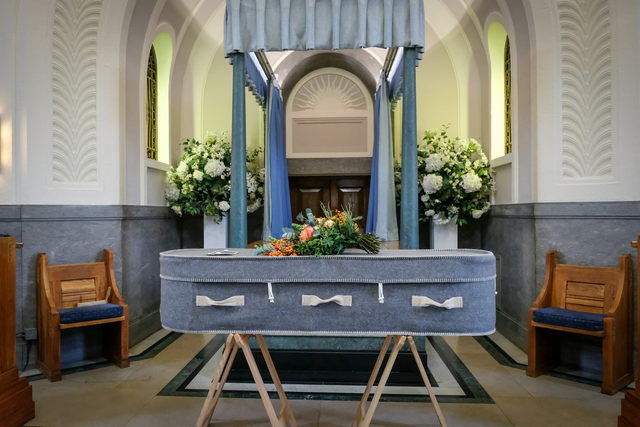 Ilustrasi Suasana Funeral. Foto: Unsplash.