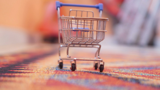 Ilustrasi Cara Bayar Shopee pakai DANA, Sumber Unsplash Hamed Taha