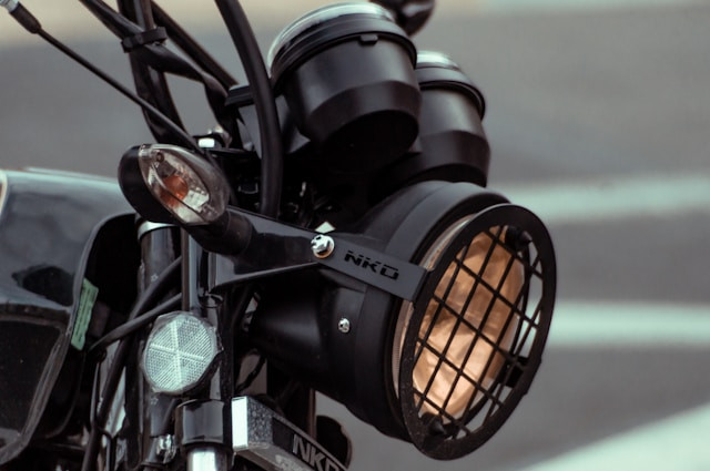 Ilustrasi untuk Cara Pasang Relay Lampu. Sumber: Unsplash/Sebastian Monroy