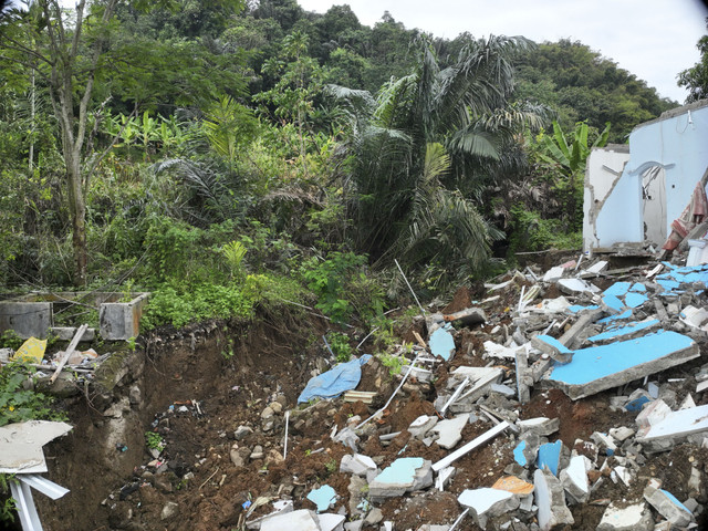 Pantauan Udara Pergerakan Tanah di Purwakarta. Foto: Dok. BNPB
