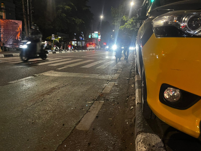 TKP Tawuran di Jalan dr Saharjo, Menteng Atas, Setiabudi,Jakarta Selatan Sore tadi, Jumat (20/6). Foto: Rayyan Farhansyah/kumparan